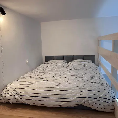 Apartament Pod Jaworami Z Antresola Jelenia Gora Exterior photo